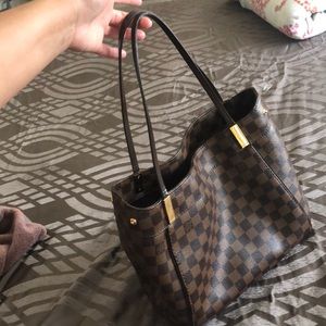 Authentic Louis Vuitton purse